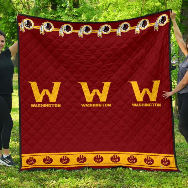 American Football Team Premium Quilt – Washington W And Rugby Ball Patterns Quilt Blanket