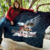 Attack On Titan Anime Premium Quilt - Eren Titan Punch And Eren Human Metal Wings Of Freedom Quilt Blanket 11