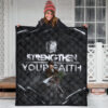 Attack On Titan Anime Premium Quilt - Levi Fighting Strengthen Your Faith Chains Quilt Blanket 3