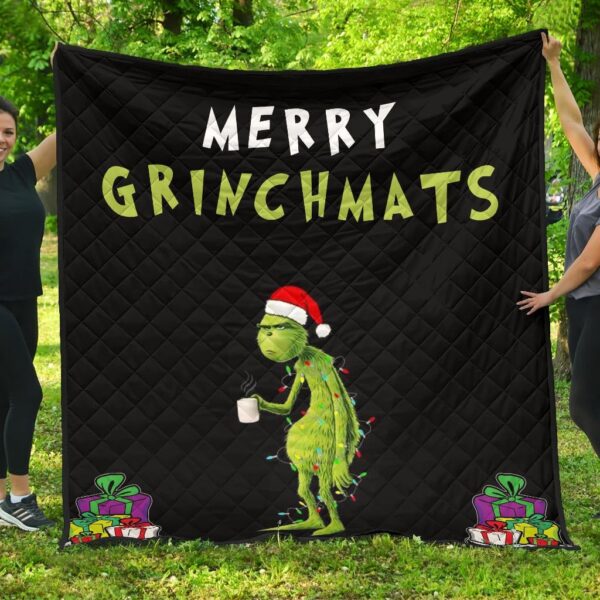 Christmas Premium Quilt | Merry Grinchmats Grumpy Grinch WIth Lights And Coffee Quilt Blanket