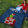 Christmas Premium Quilt | Step By Step Grinch Stealing Xmas Quilt Blanket 9