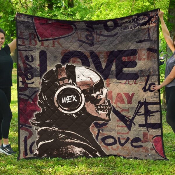 Love Premium Quilt – Introvert Skeleton Wearing Headphone Love Patterns Quilt Blanket