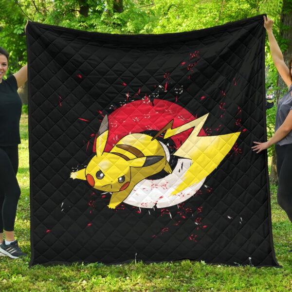 Pokemon Anime Premium Quilt Angry Pikachu Electric Pokeball Artwork Quilt Blanket