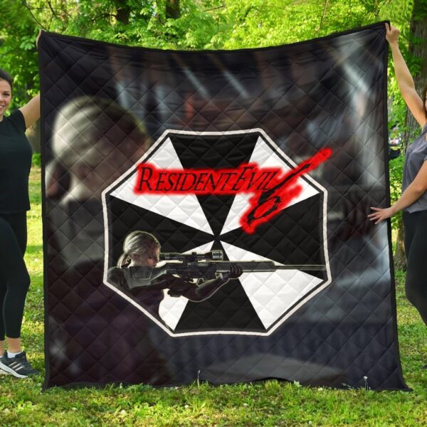 Resident Evil Game Premium Quilt – Black White Umbrella Corporation Blonde Girl Quilt Blanket