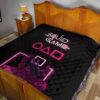 Squid Game Movie Premium Quilt - All Rounds Squid Workers Neon Minimalist Quilt Blanket 19