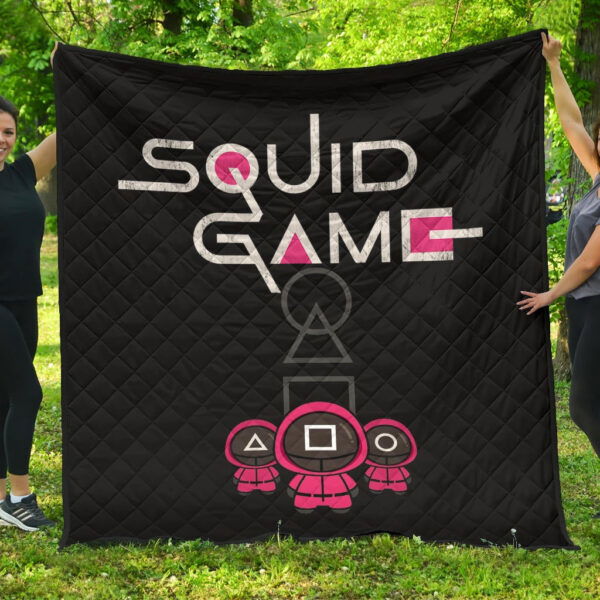 Squid Game Movie Premium Quilt Cute Chibi Squid Workers Round Square Triangle Quilt Blanket