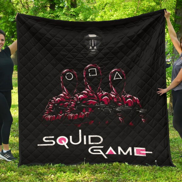 Squid Game Movie Tapestry – Funny Naughty Squid Workers Round Square Triangle Umbrella Tapestry Home Decor