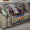 US Independence Day Americans Never Quit Eagle With Flag Premium Quilt Blanket 15